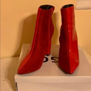 Patent/suede booties